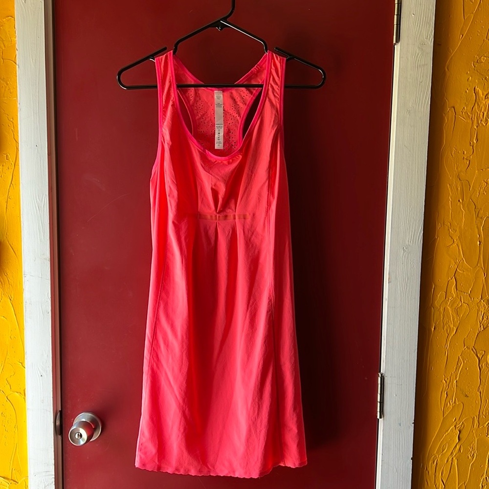 Lululemon Tennis Dress orange/salmon size 8